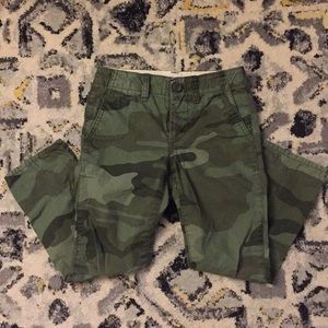 Gap Camo Pants size 6 Regular